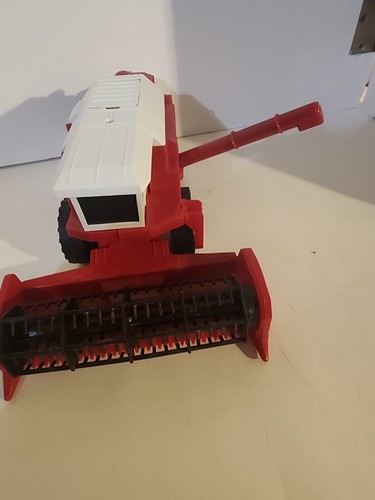NEWRAY COMBINE HARVESTER FARM TOY 1/32 SCALE - Picture 6 of 10
