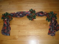 Christmas Cloth  Pinecone Ring Garland  71" Long