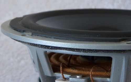 KEF SP1519 B130 4 Ohm (Single) Mittel-/Tieftöner für diverse Lautsprechersysteme - Bild 7 von 8