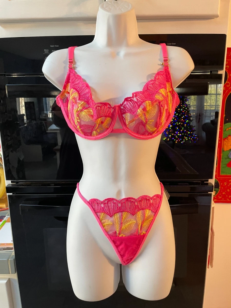 hustler sexy lingerie Fitbutt cheeks- Sexy Girl On Instagram with Huge Booty 2021. I can't  beleive my eyes!!! main image 1