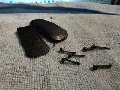 Maßstab 1:24 Modell 3D Resin bedruckte Dachbox mit verstellbaren Stangen Druckguss