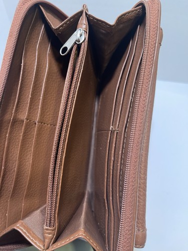 Stone Mountain Genuine Leather Wallet Brown Pebble Finish With Zipper Zip-around - Picture 4 of 13
