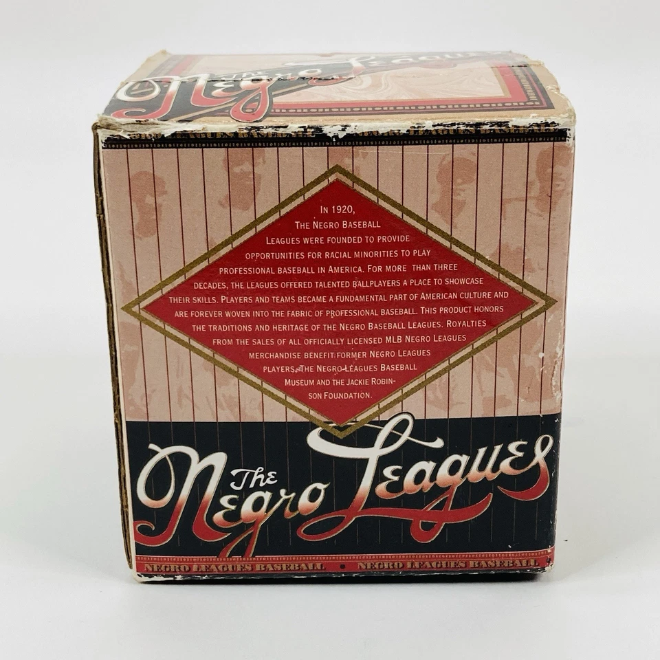 Adorno de Navidad de porcelana de las ligas de béisbol negras en caja BARONES NLBM 1994 Foto 3 de 4