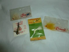  4 Vintage Packaged Unused Fishing Jigs  Lot M-852