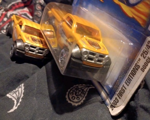 2003 Hot Wheels #37 First Editions 25/42 DODGE M80 Yellow/Black w/Chrome - Picture 4 of 11