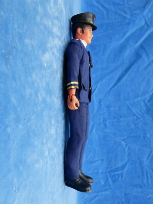 RARE FIGURINE ZAMAC pilote pub rallye raid paris dakar camel trophy