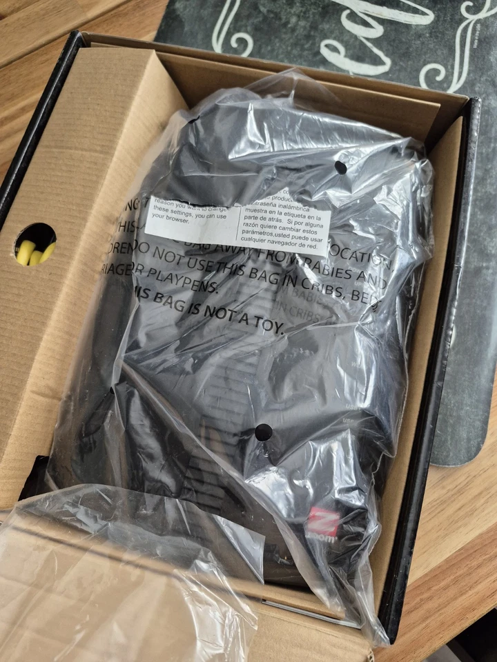 Zoom Cable Modem Router N-DOCSIS 3.0 Model 5354 Wireless - Image 2 of 3