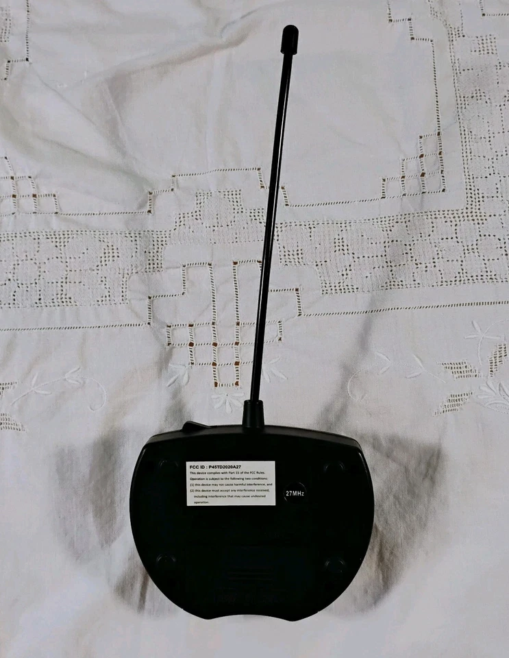 Thunder Tumbler 27MHz 遥控汽车更换遥控器 仅测试工作正常 — 第 4/4 张图片