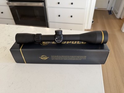 Leupold VX-Freedom 3-9x40 Hunt-Plex Rifle Scope   Excellent Condition