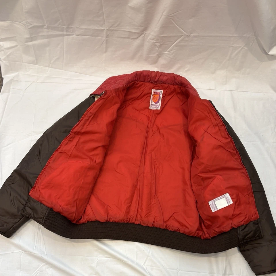 Chaqueta de bombardero de esquí SKYR marrón vintage para hombre invierno talla grande años 70 Foto 3 de 4