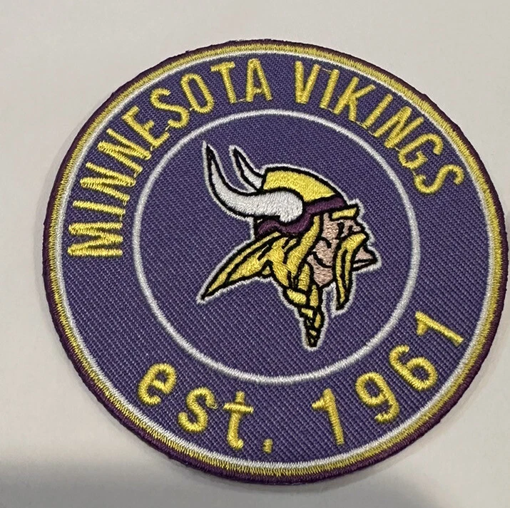 Minnesota Vikings estilo vintage bordado hierro en parche 3”x 3” ¡Hermoso! Foto 2 de 3
