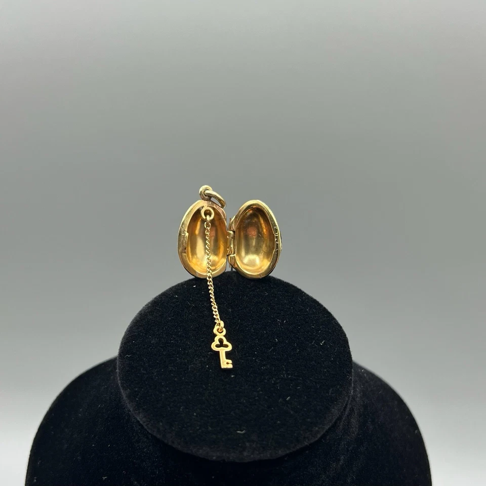 Soviet Silver Gold Plated Enamel Locket Egg Pendant with Key - Image 2 of 4