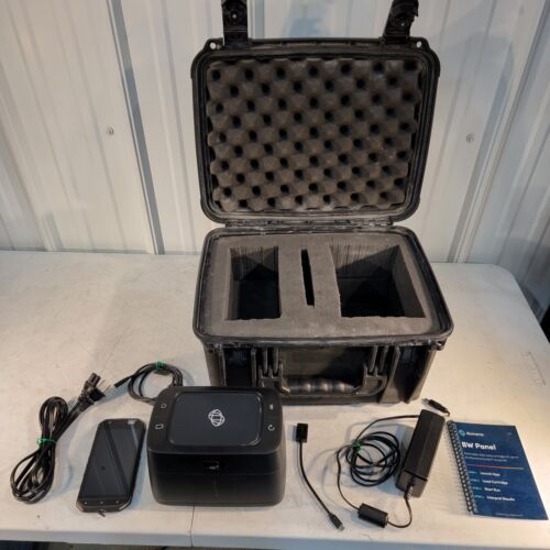 Biomeme Franklin Three9 ISP Rugged Mobile Real-Time PCR Thermocycler In Case - Picture 1 of 8