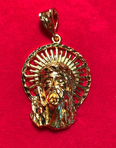 Alternate view of 14kt Gold Plated Jesus Face With Halo Over 1/2 Inches Charm Pendant-4822