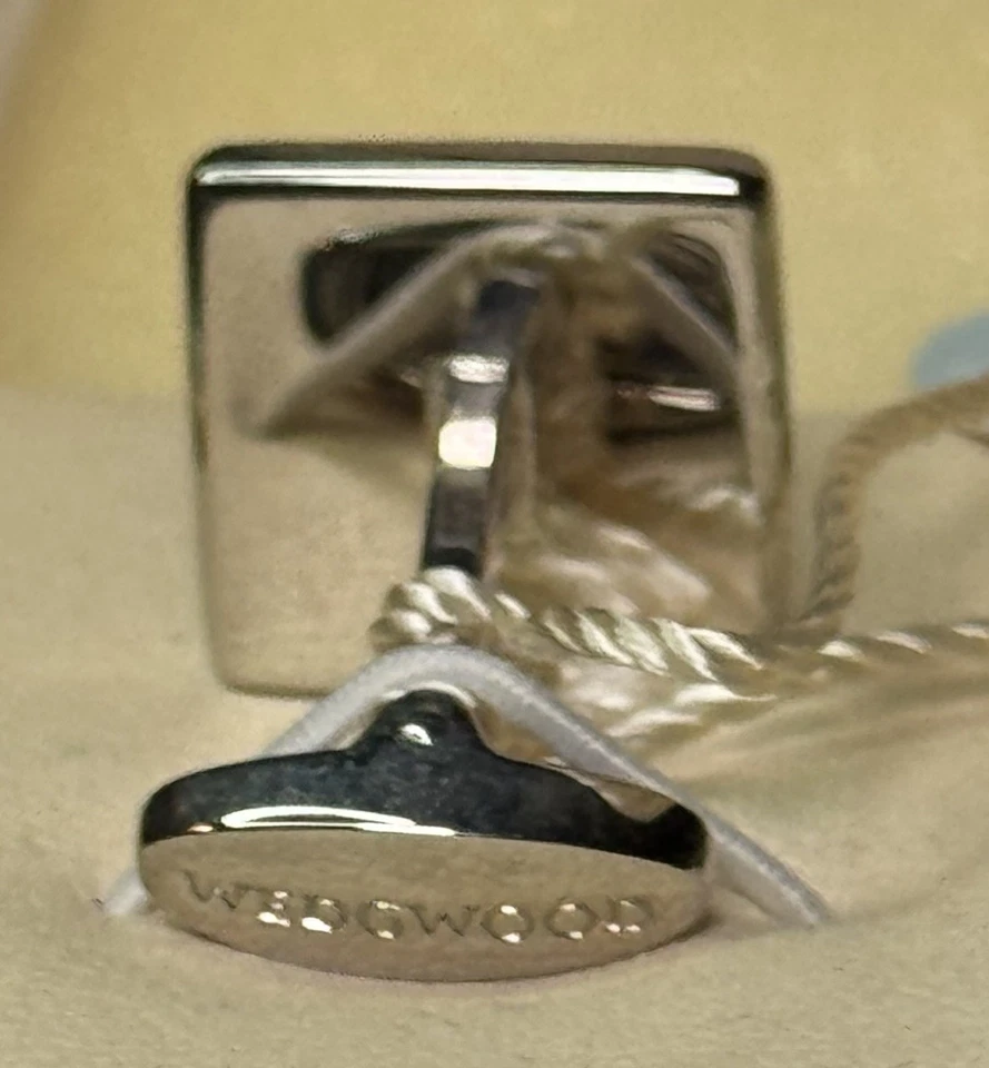 Juego de Gemelos Wedgwood Jasperwear Tono Plateado Azul Velero Barco Inglaterra Foto 4 de 4