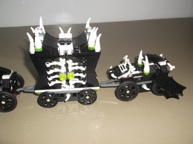 LEGO MONSTER FIGHTERS THE GHOST TRAIN GLOW IN THE DARK SET #9467 FROM 2012