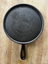 Griswold Cast Iron #7 Slant EPU Griddle