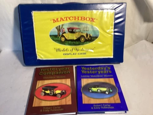Vintage 1969 lesney Matchbox Models of yesteryear display case & reference books
