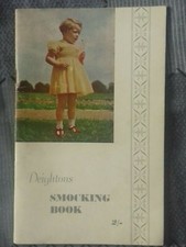 Deighton's Smocking Book (B190537)