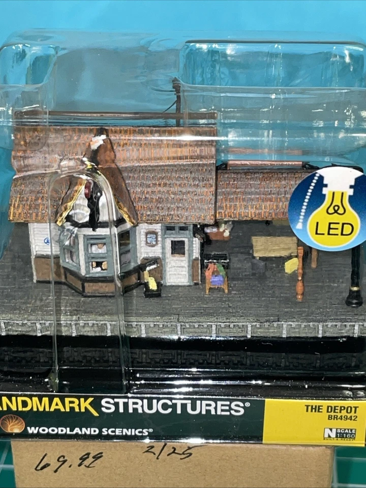 New! N-Scale Woodland BR4942 Depot $ 69.99 Make Offer - Image 2 of 4