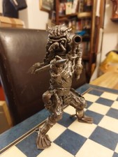 Predator Holding Staff 21cm Metal Sculpture Model Figure Statue Handmade Art *