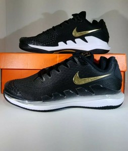 black and gold mens tennis shoes