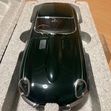 AUTOart 1/18 Jaguar E-Type Coupe Model Car Collectible 13+ Used