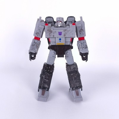 Transformers Megatron Siege Voyager Class - Figure Only