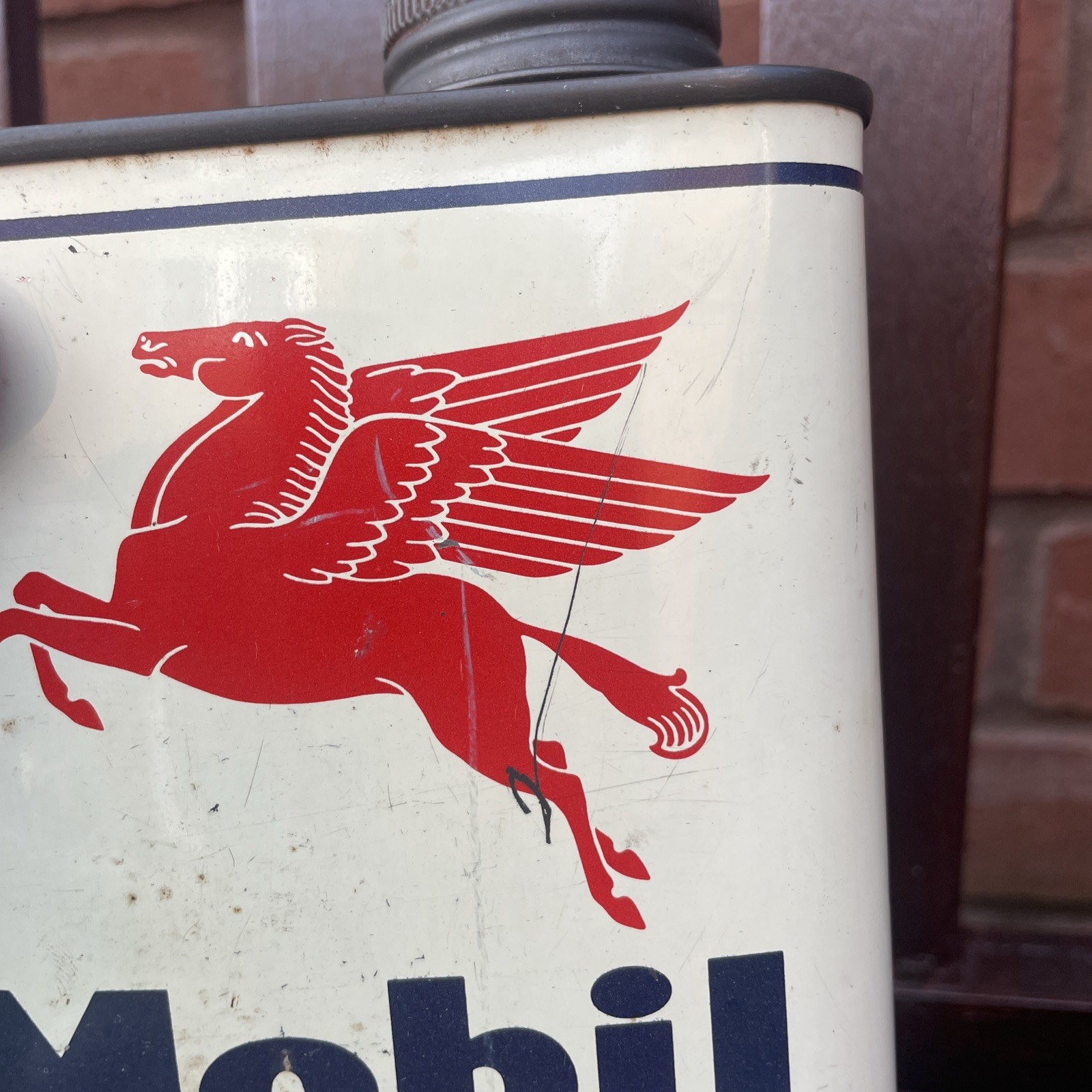 Vintage Mobil Oil Can Shock Absorber Oil Light Retro Collectable 