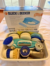 Black & Decker ScumBuster S400 With Original Box, Caddy, Extra Brushes & Pads