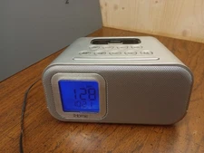 iHome iH22 Alarm Clock Docking Station for iPod iPhone, No Corrosion, With Cord