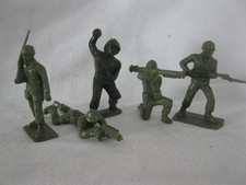 Vintage 1950's Hard Plastic Army Men Set of 5