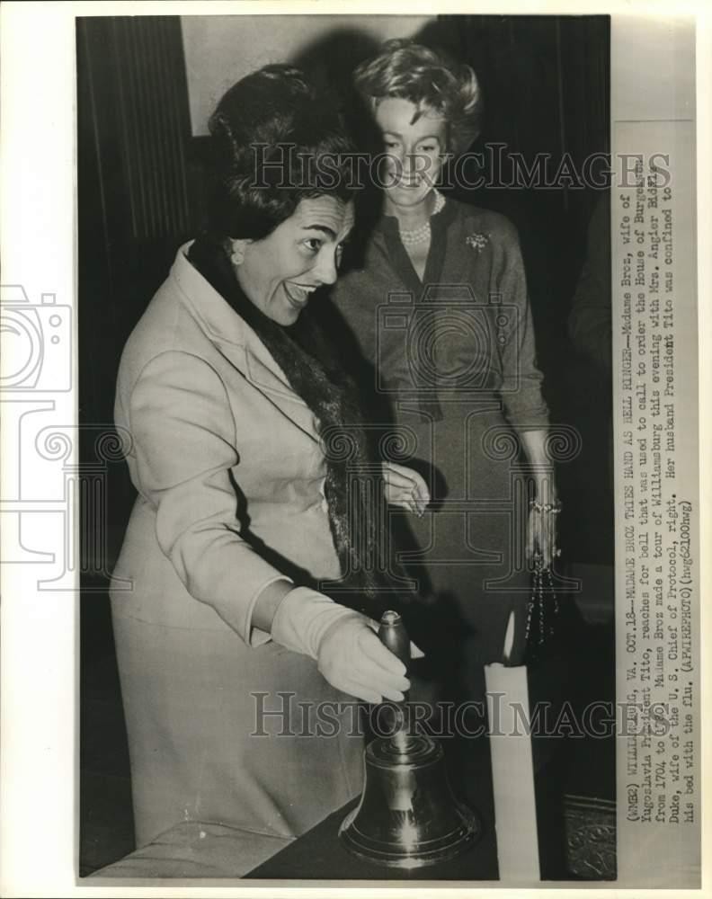 1963 Press Photo Yugoslav President's Wife Rings Bell in