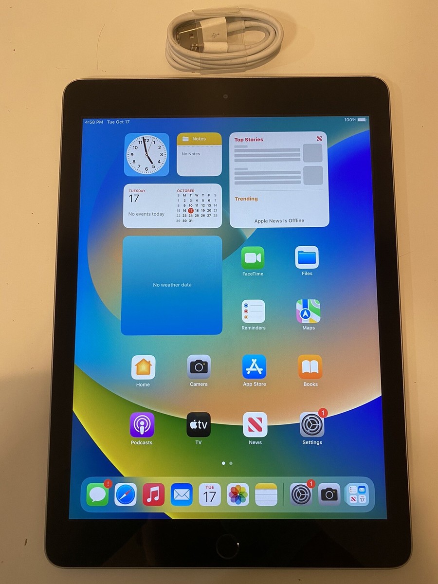 Apple iPad 5th Gen 32GB Wi-Fi 9.7in. - Space Gray | Dual Core 1.85