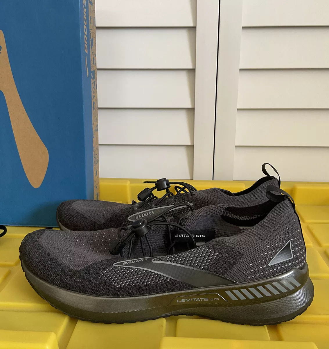 Brooks shoes sales origin