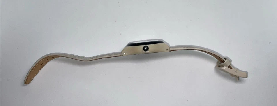 Reloj para hombre Swatch Sistem automático esfera negra cuero crema SUTM400 Foto 4 de 4