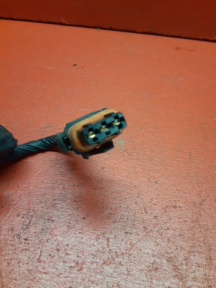 2004-2009 Hyundai Elantra 2.0L Throttle Body Unit  PIGTAIL 35100-23751 - Image 4 of 4