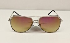 Foster Grant FGX INT Silver Aviators Womens Sunglasses 100 UV LTVL 2030 SIL