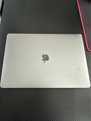 2018 Apple MacBook Pro 15.4'' Core i9 2.9GHz 32GB RAM 512GB SSD MR932LL/A