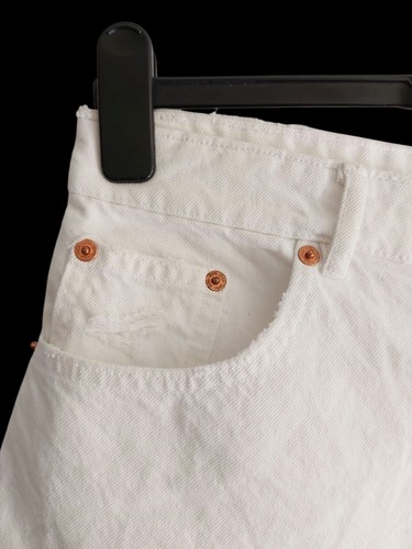 Brand New Womens Size UK 16 White Denim Distressed Hot Pants Shorts by Zara - Picture 2 of 6