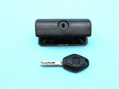 01 02 03 04 05 06 BMW 323CI 325CI 330CI E46 CONVERTIBLE GLOVE BOX HANDLE & KEY - Image 1 of 4