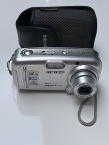 Samsung Digimax A400 4.0MP Digital Camera, Silver - Tested