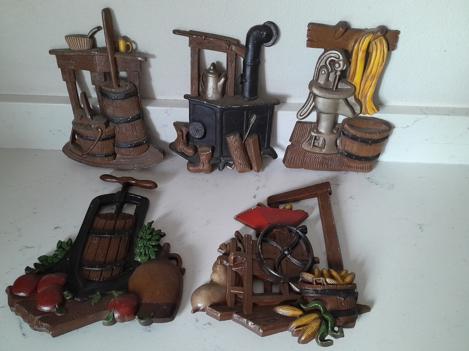 Vintage 1976 Sexton Homco 5-Piece Metal Farmhouse Wall Art Set
