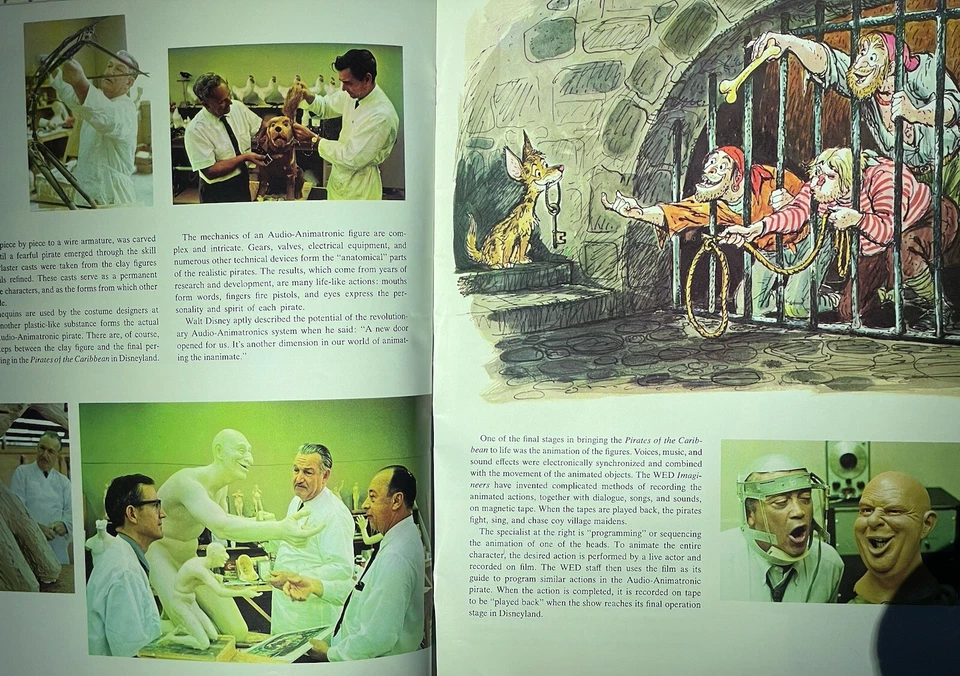 Libro de recuerdos Walt Disney Piratas del Caribe Paseo Disneyland Disney 1968 Foto 4 de 4