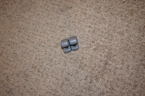 1996-1998 TOYOTA T100 SUNVISOR SUN VISOR CLIPS MOUNT GRAY PAIR OEM - Picture 3 of 4