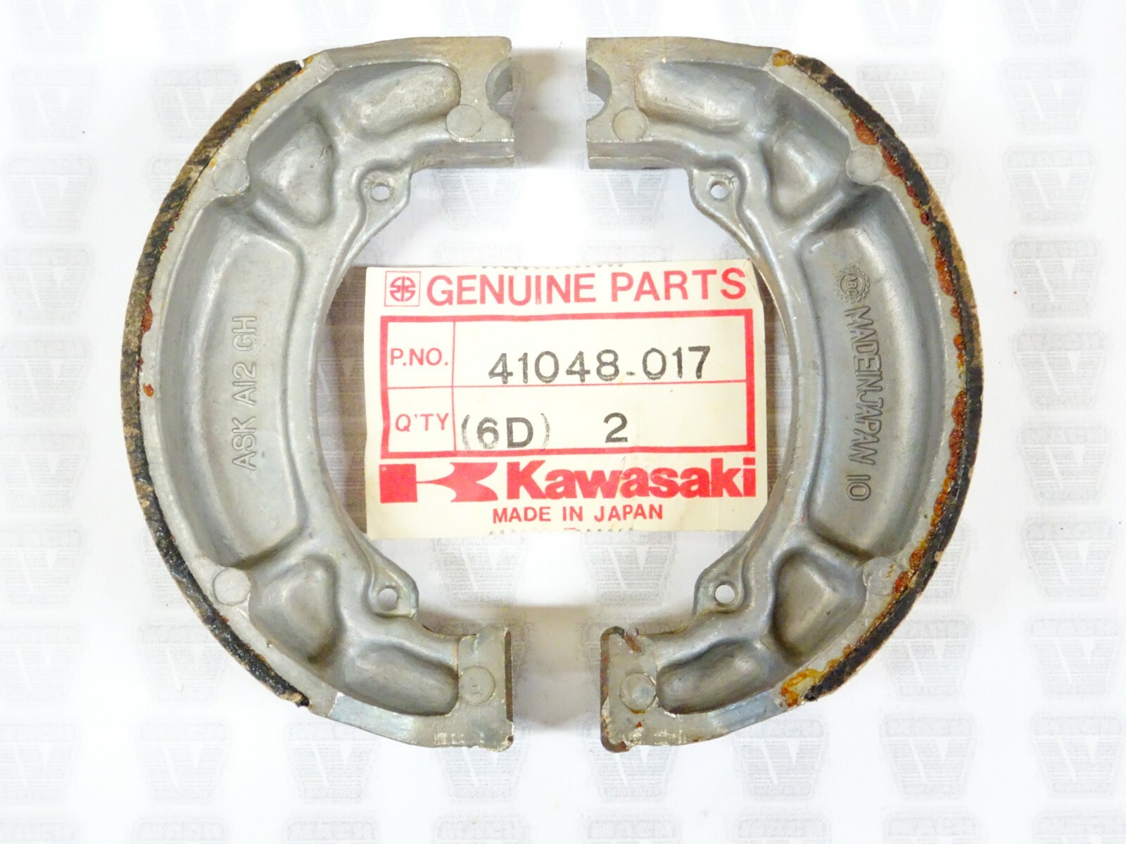 Front & Rear Brake Shoe Set – Fits Kawasaki KE100 1976-2001 (Celox, 41048-017/1085)