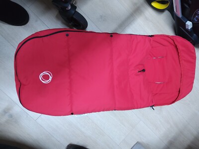 Bugaboo Universal Fußsack rot Winter Kuscheltiere Babys