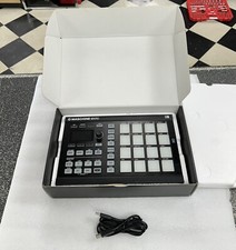 Native Instruments  Maschine Mikro MK2 R2 Production Controller, 2012yr  NICE 