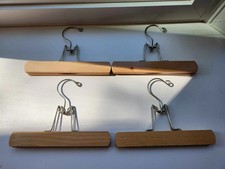 Lot Of 4 Vintage Wooden Skirt Pants Clip Clamp 9in Hangers