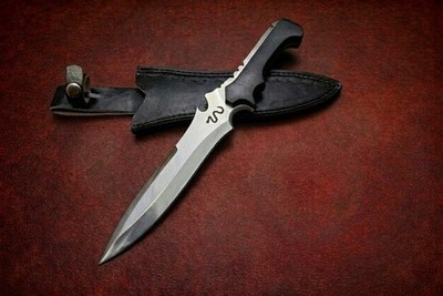Resident Evil 4 Jack Krauser Messer / D2 Stahlklinge mit Micarta Griff & Scheide